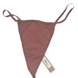 SKIMS STRING PANTY NWT